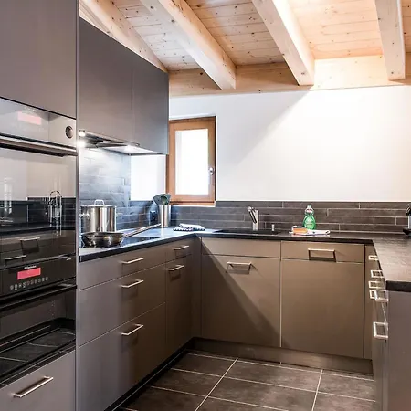 Titlis 4-zimmer 13 By Interhome
